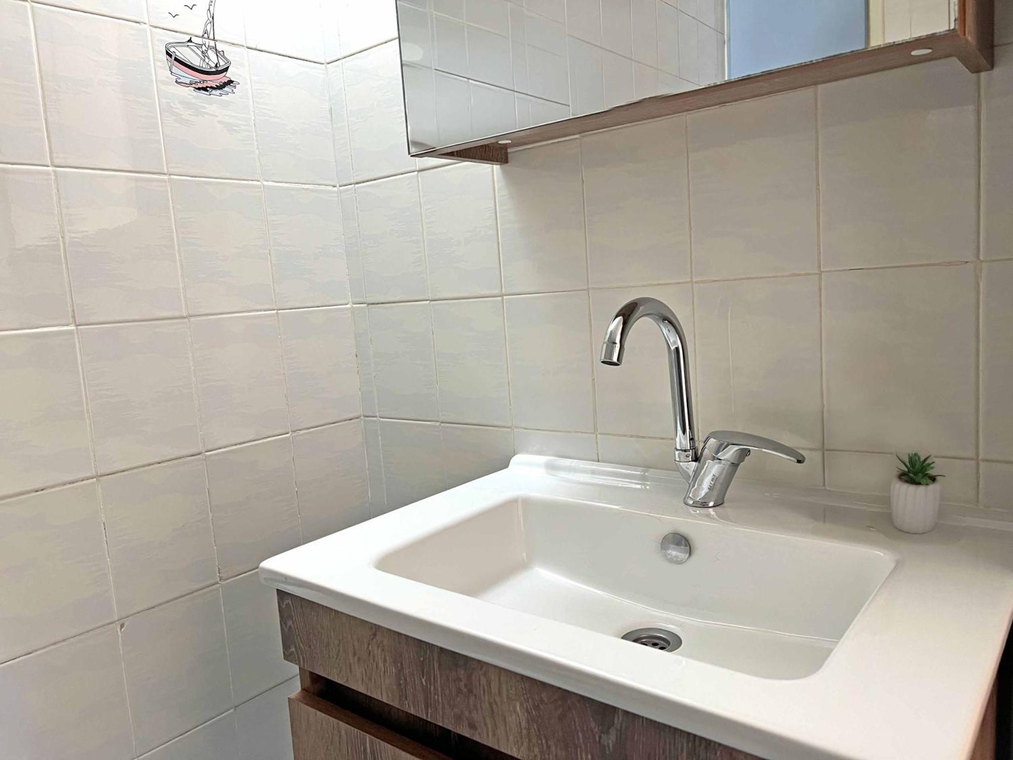 Central 2 Bed Sea View Apartment In Kyrenia كيرينيا المظهر الخارجي الصورة