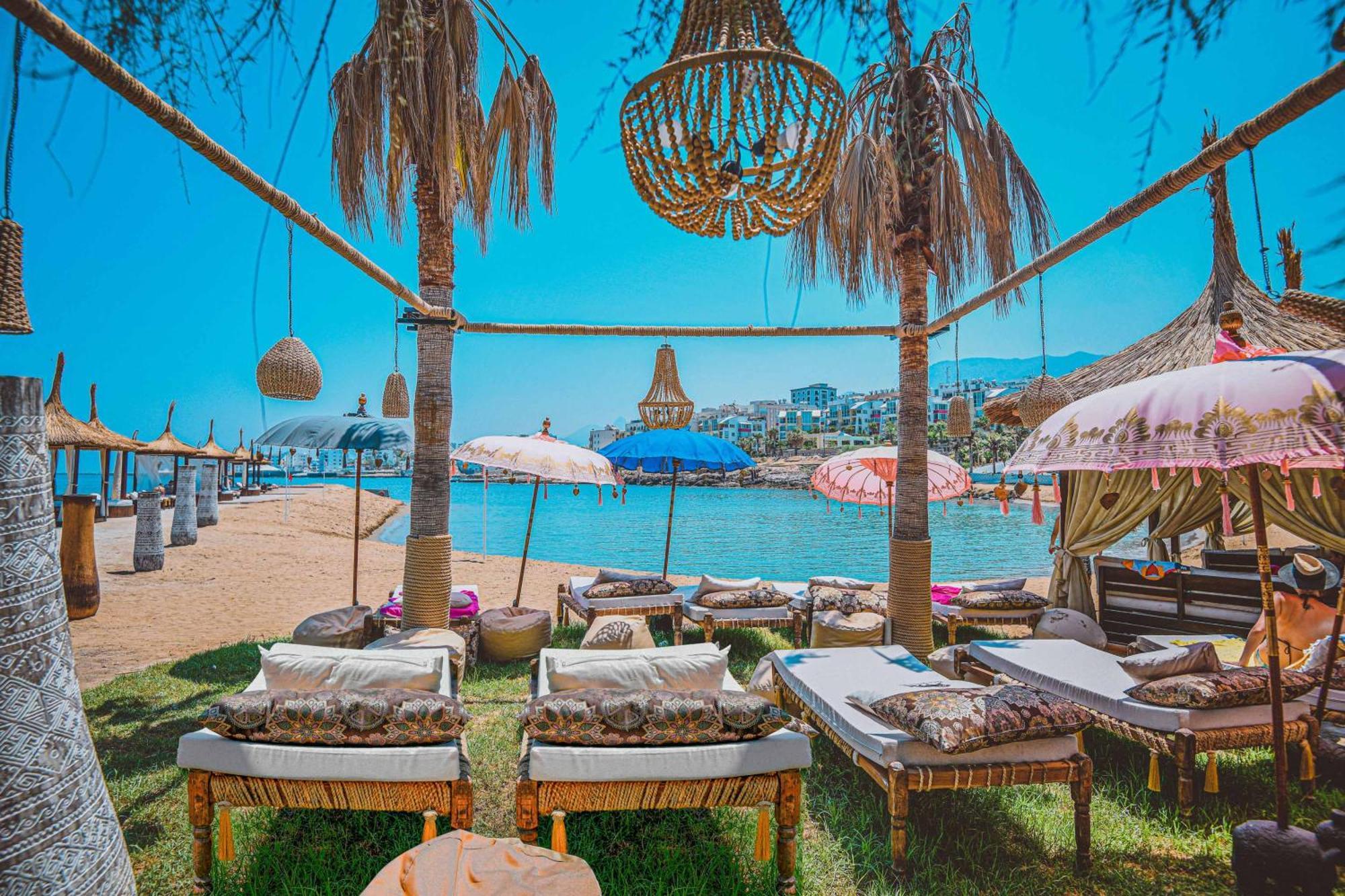 Central 2 Bed Sea View Apartment In Kyrenia كيرينيا المظهر الخارجي الصورة
