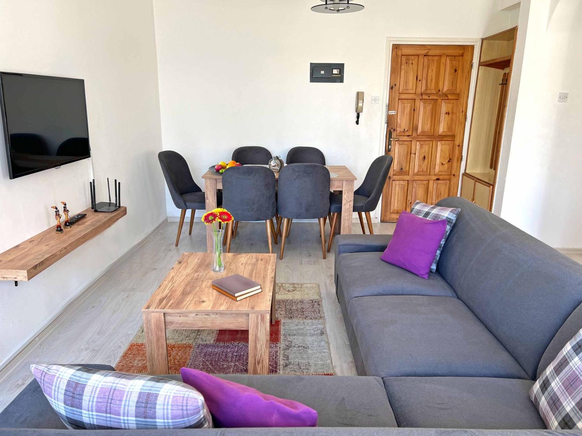 Central 2 Bed Sea View Apartment In Kyrenia كيرينيا المظهر الخارجي الصورة